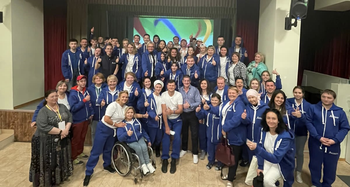 Участники сборной «Абилимпикс» встретились с паралимпийским чемпионом Алексеем Мошкиным