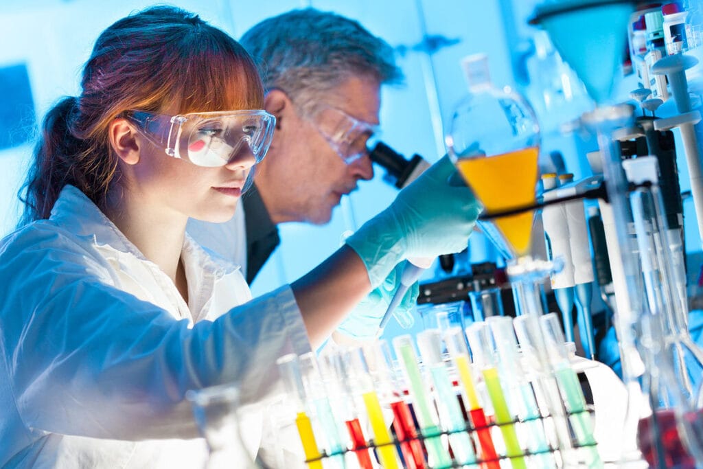 Компетенция «Лабораторный химический анализ» - путь во многие отрасли промышленности вместе с «Абилимпикс»