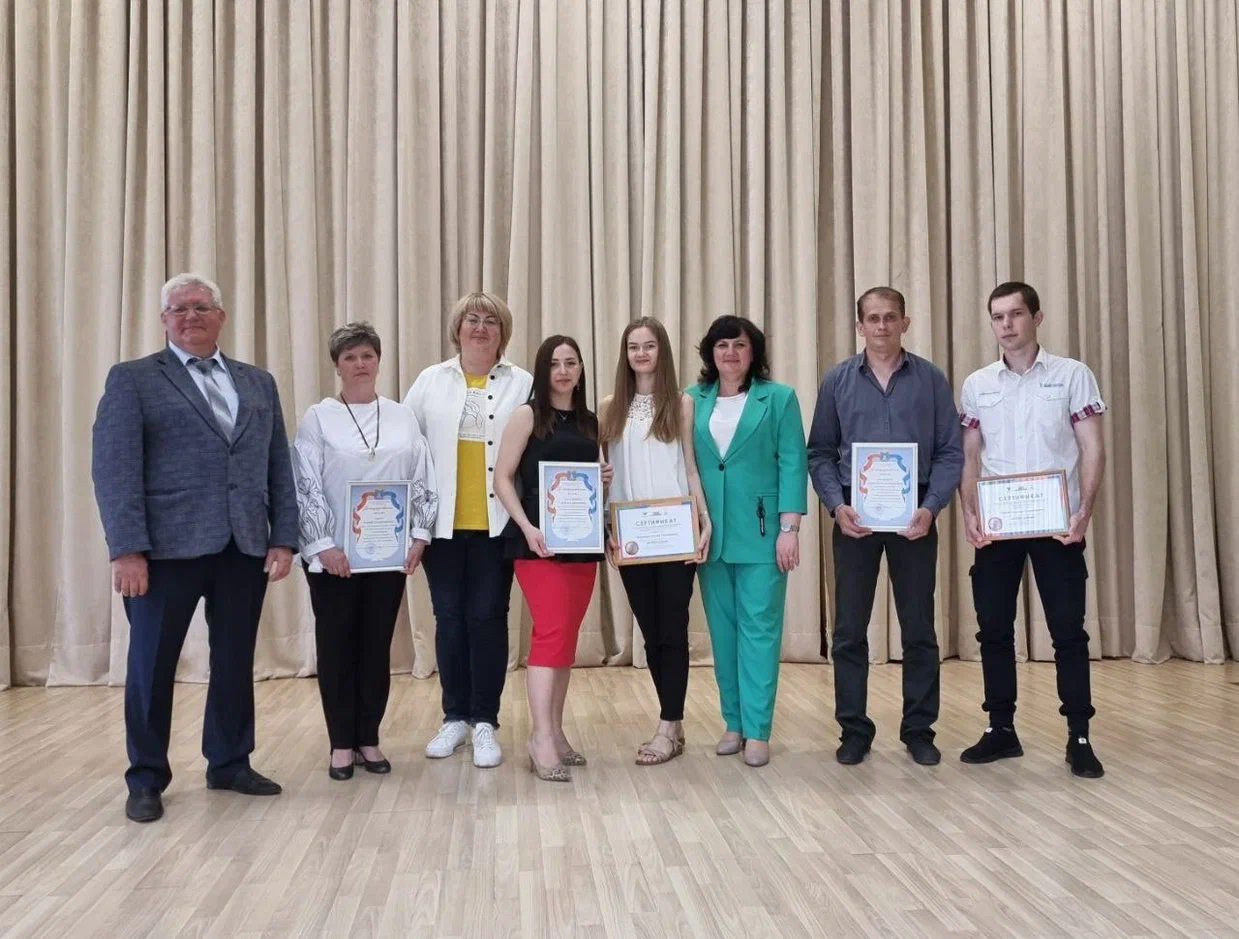 В Тамбове победители VI Национального чемпионата «Абилимпикс» получили сертификаты на дополнительное образование и приобретение технических средств реабилитации